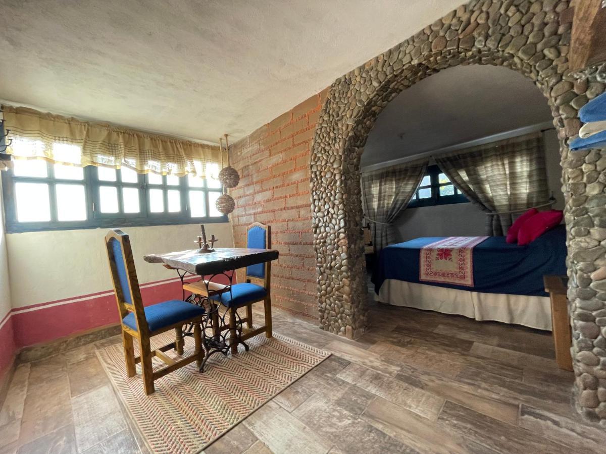 La Casona Azul Boutique Hotel Malinalco Exteriör bild